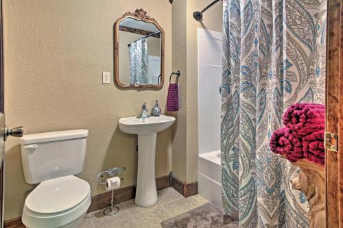 Murphy Castle of Joy on 11 Acres with Hot Tub! - image 3