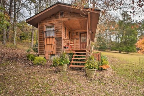 Forest Fantasy Smoky Mtn Escape Less Than 1 Mi to River! - main image