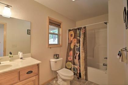 Unparalleled Mtn Views Spacious Cabin in NC! - image 5