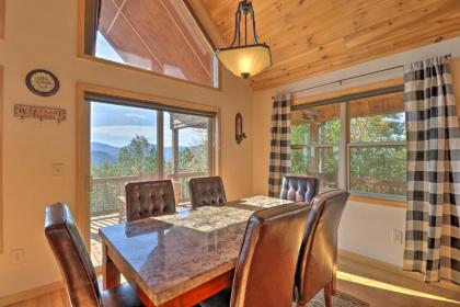 Unparalleled Mtn Views Spacious Cabin in NC! - image 6