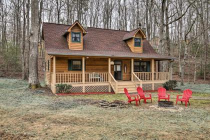 Smoky Mtn Cabin with Fire Pit Hike and Fish! - image 2