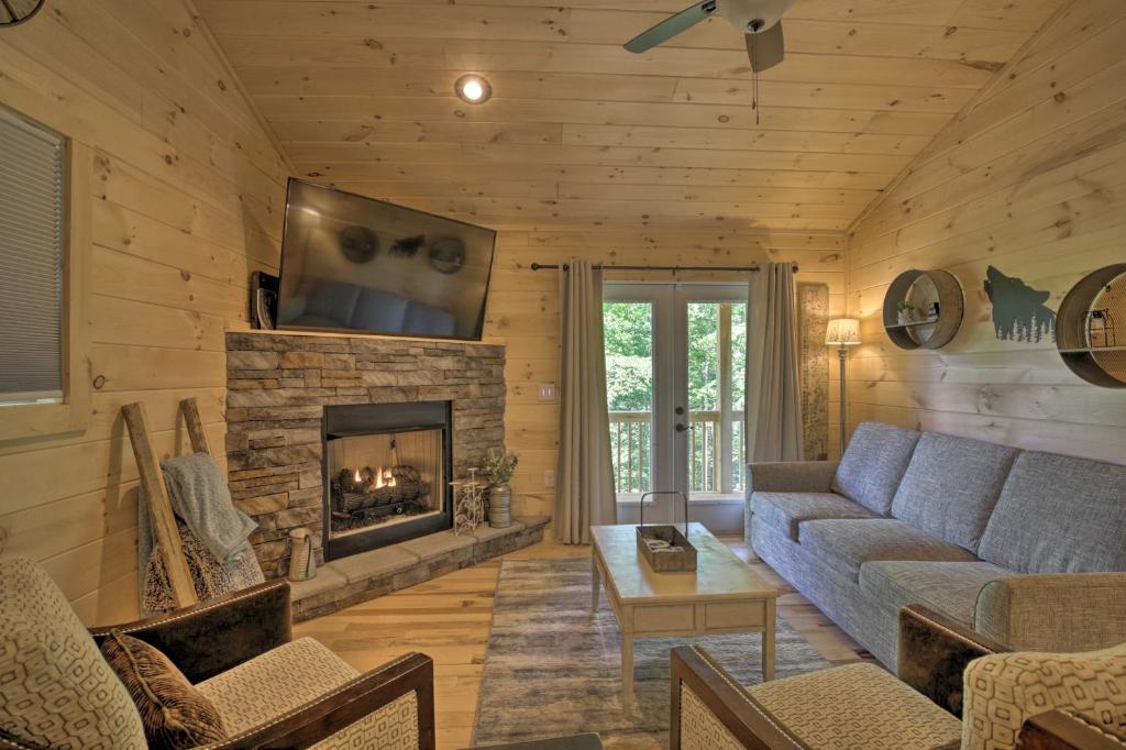 Private Mtn Retreat Less Than 2 Mi to Hiwassee Lake! - image 4
