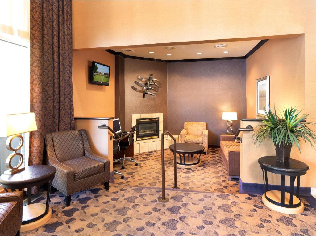 Crystal Inn Hotel & Suites - Midvalley - image 3