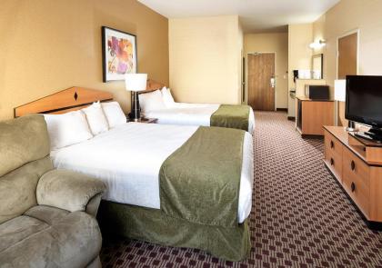 Crystal Inn Hotel & Suites - Midvalley - image 8