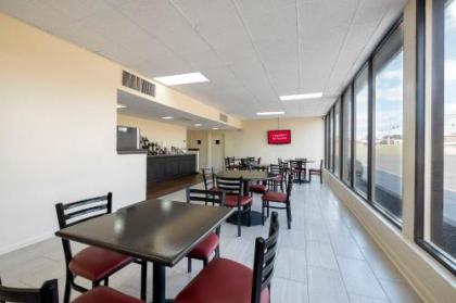 Red Roof Inn Murray - image 11