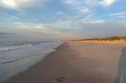 Coastal townhome   2 mi to Huntington Beach South Carolina