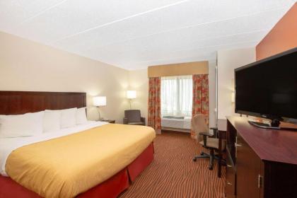 AmericInn by Wyndham Muscatine - image 8