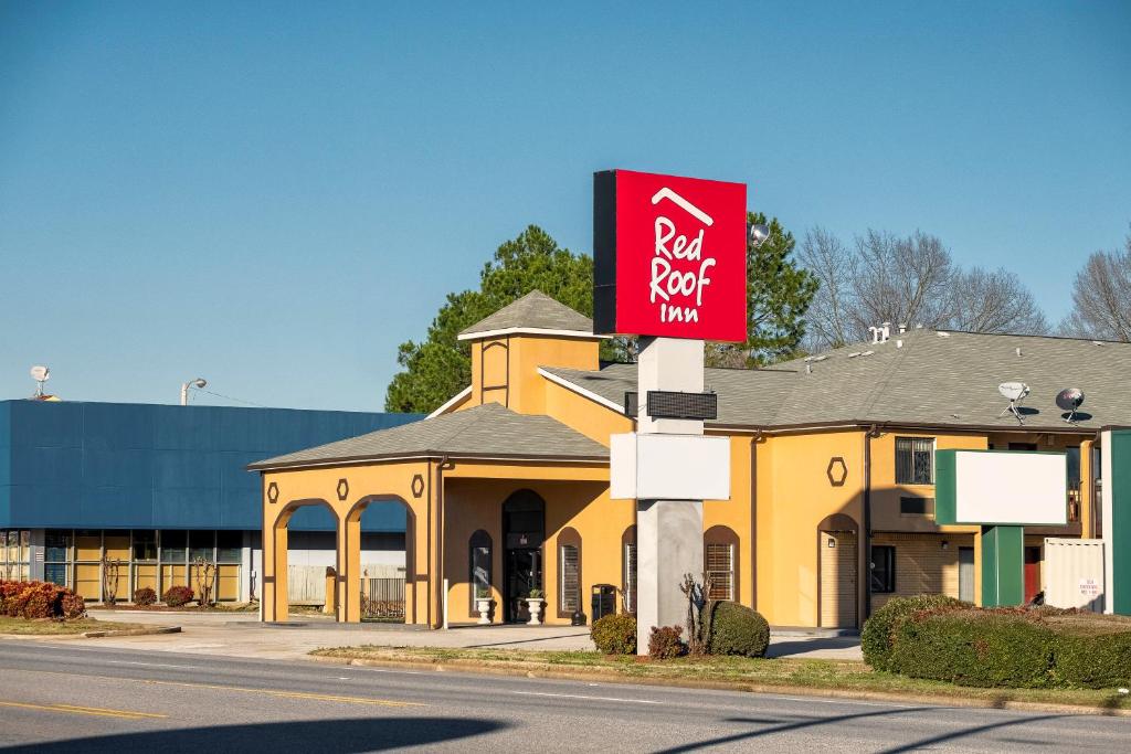 Red Roof Inn Muscle Shoals - main image
