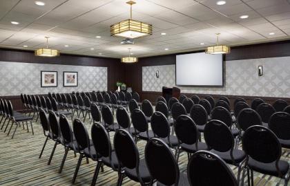 Delta Hotels by Marriott Muskegon Convention Center - image 21