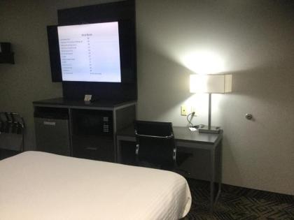 Muskogee Inn and Suites - image 15