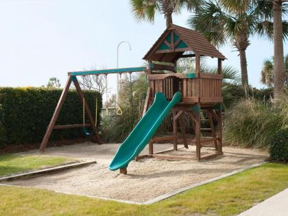Hampton Inn & Suites Myrtle Beach Oceanfront - image 4