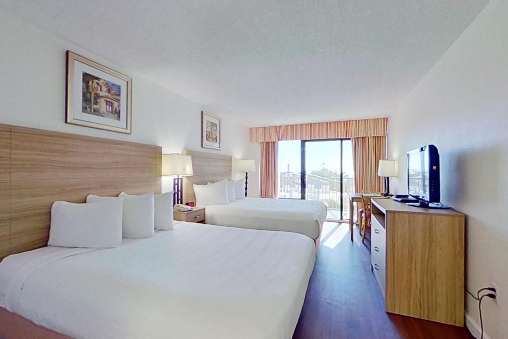 Ocean Park Resort - image 2
