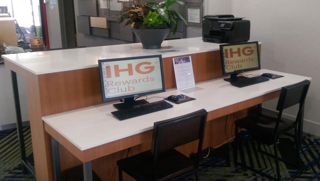 Holiday Inn Express Myrtle Beach-Broadway at the Beach an IHG Hotel - image 2