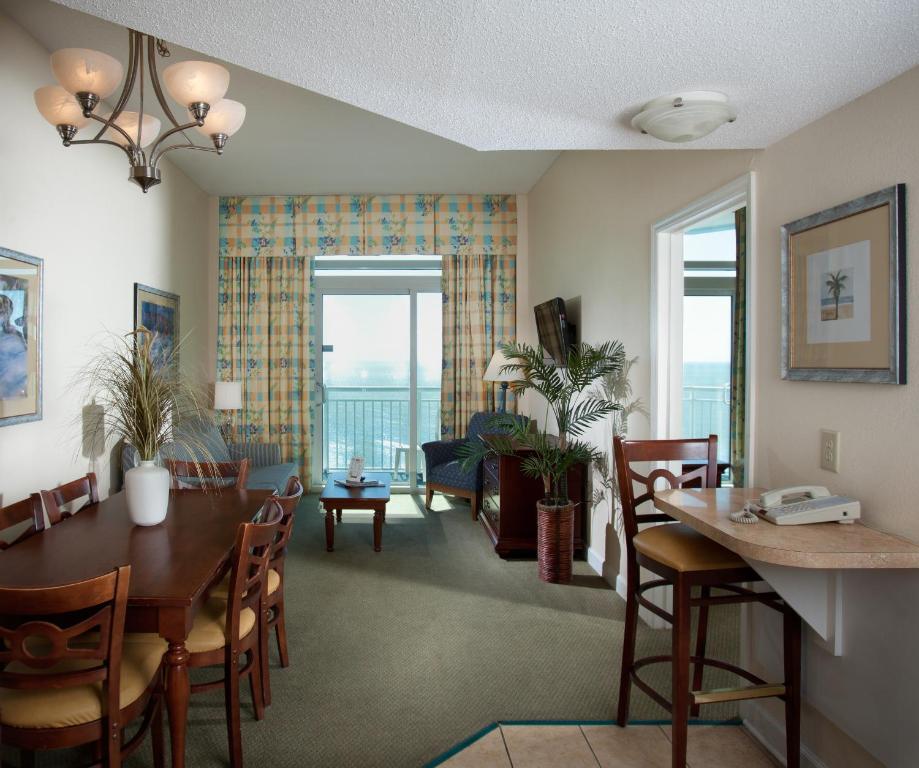 Holiday Sands at South Beach - image 4