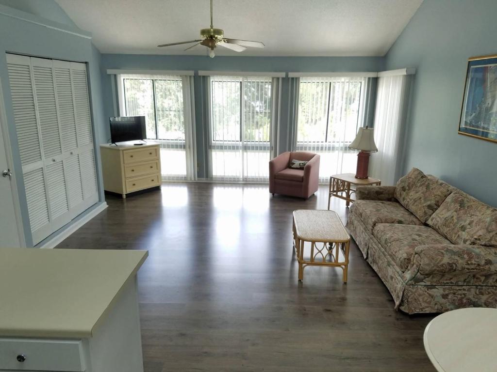 Plantation 8-O - main image