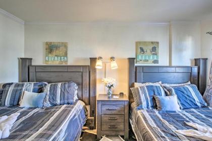 Blue Water Beachfront Condo 2 Miles to SkyWheel! - image 8