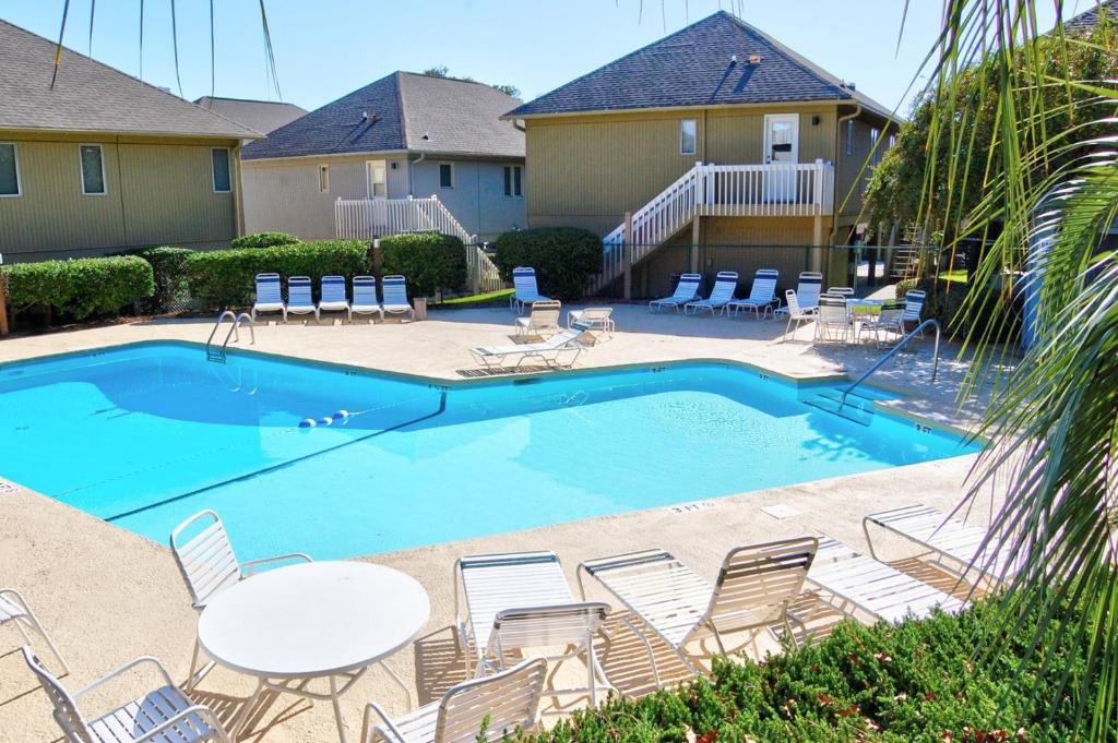 Summer Cottage 14 - main image