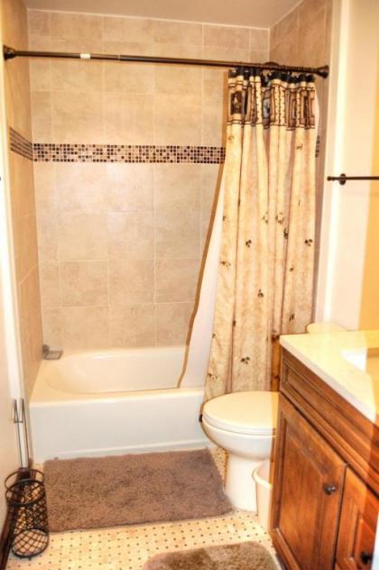 Summer Cottage 14 - image 11