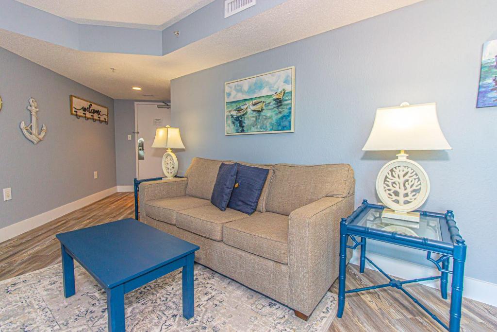 Bay View Resort Unit 1711 - image 2