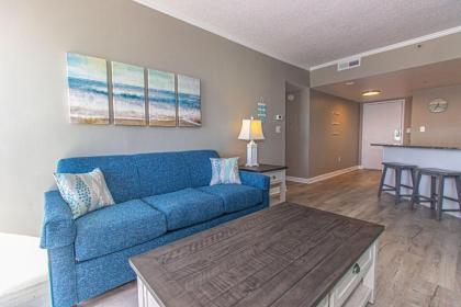 Immaculate 2 Bedroom Apartment with Stunning Views! Palace Resort 2113 - image 14