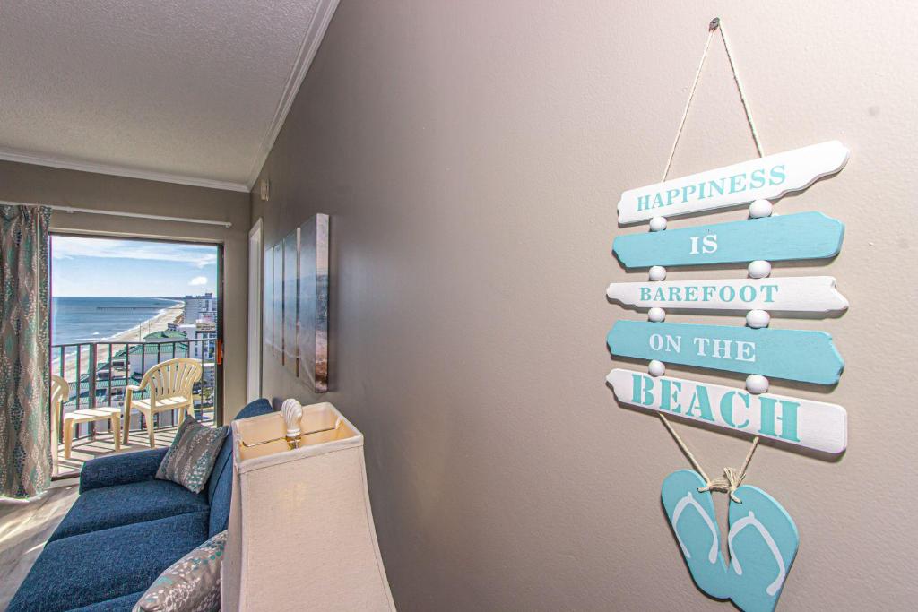 Immaculate 2 Bedroom Apartment with Stunning Views! Palace Resort 2113 - image 4