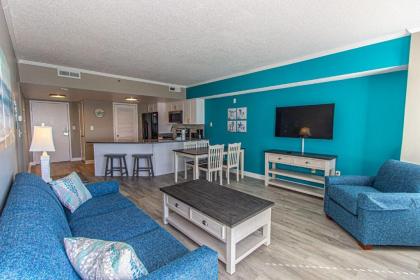 Immaculate 2 Bedroom Apartment with Stunning Views! Palace Resort 2113 - image 5