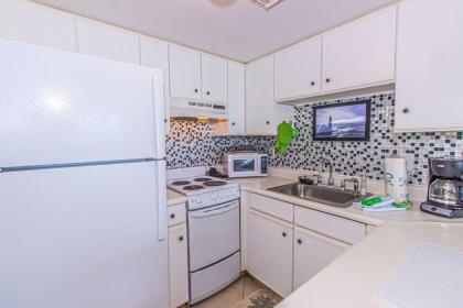 Direct Ocean Front Studio with Endless Views! Palace Resort 1102 - image 18