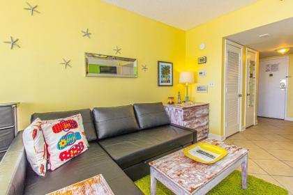 Direct Ocean Front Studio with Endless Views! Palace Resort 1102 - image 8