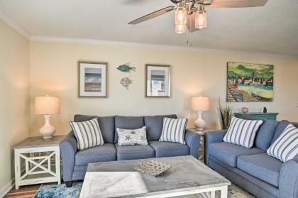 On-The-Beach Escape Oceanfront in Surfside! - image 4