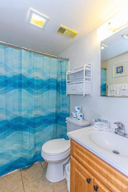 Direct Ocean Front Studio with Endless Views Palace Resort 302 - image 3
