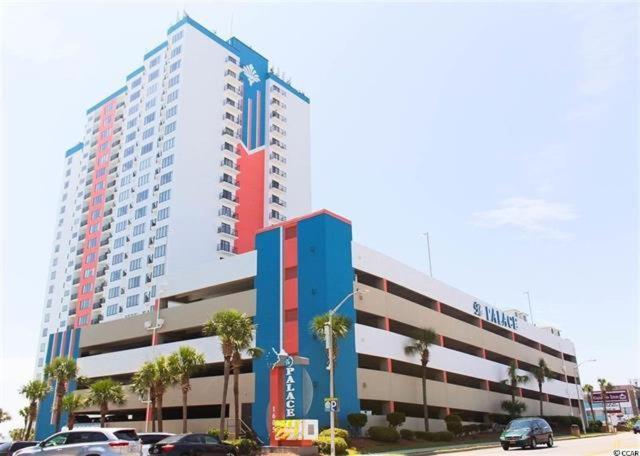 Direct Ocean Front Studio with Endless Views Palace Resort 302 - image 4