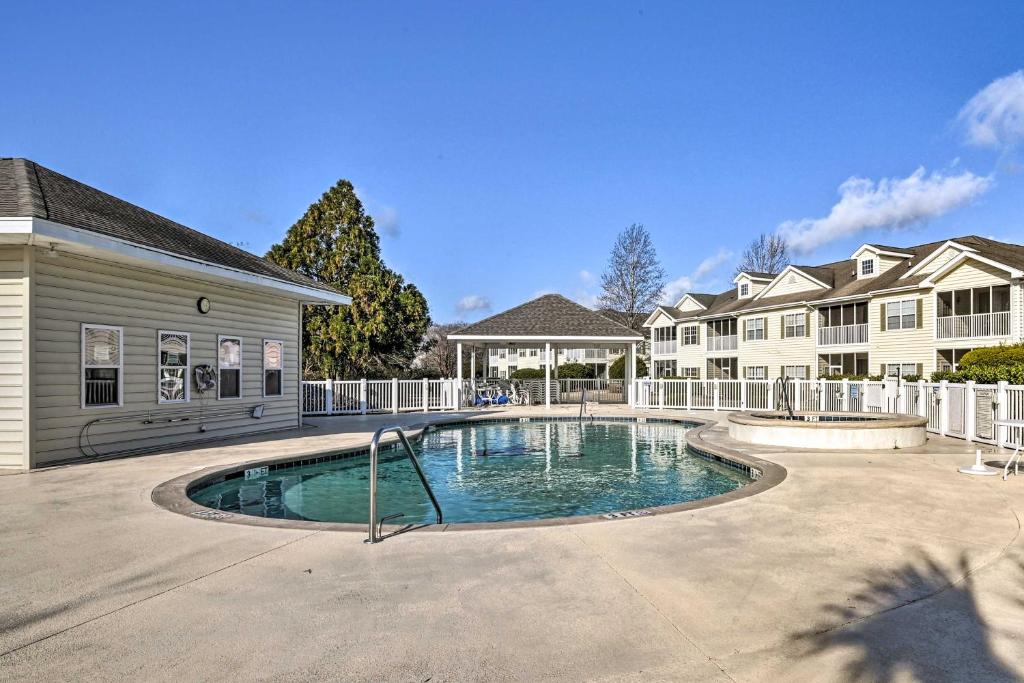 Myrtle Beach Pad with Screened Porch and Balcony! - image 2