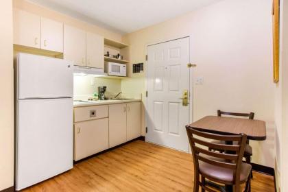 Studio 6 Myrtle Beach SC - image 15