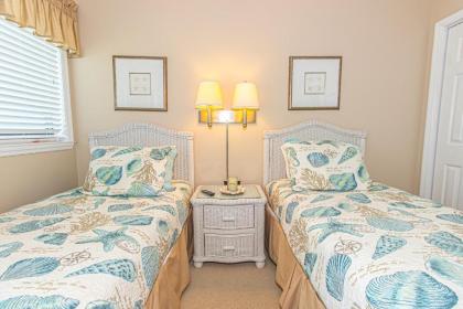 2 Bedroom Apartment with Ocean Views! Palace Resort 308 - image 13