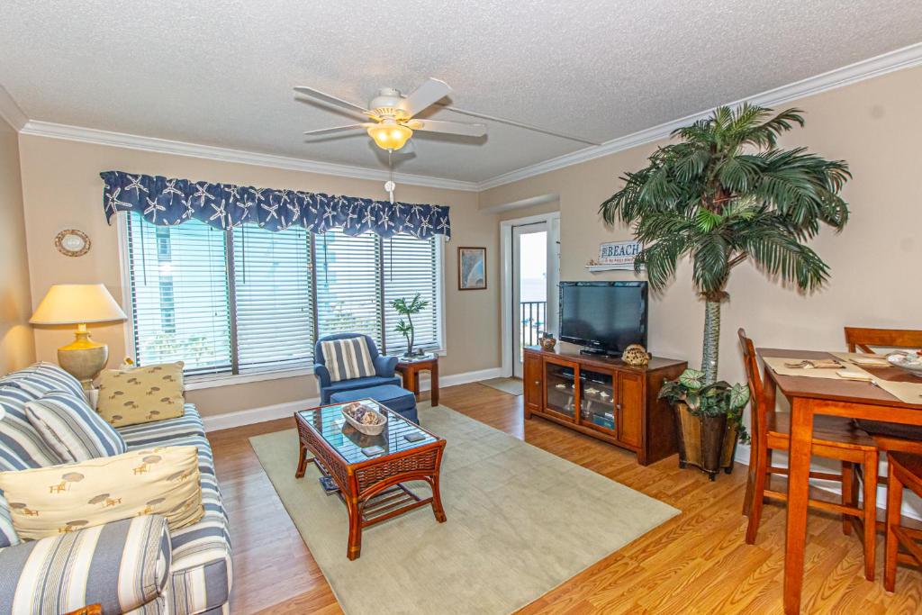 2 Bedroom Apartment with Ocean Views! Palace Resort 308 - image 2