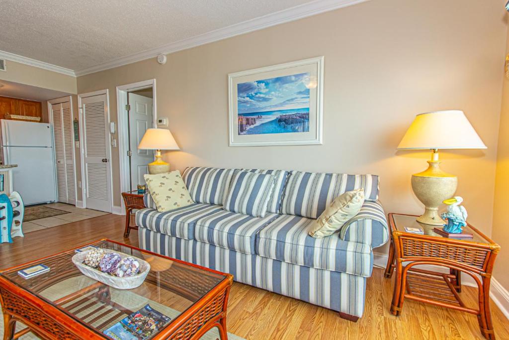 2 Bedroom Apartment with Ocean Views! Palace Resort 308 - image 7