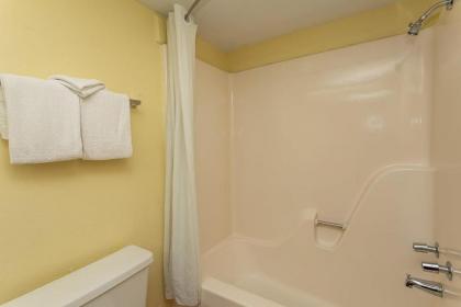 Direct Oceanfront Sea Mist Resort 21101 - image 14