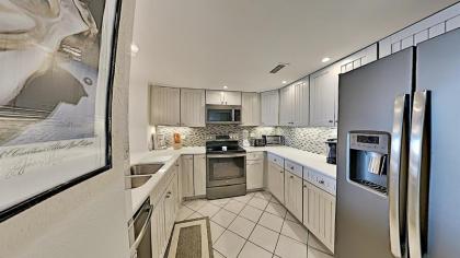 Ocean Creek South tower KK9 2BR 2BA Oceanfront Condo myrtle Beach South Carolina