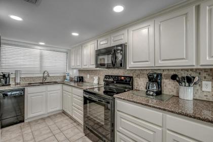 Carolina Dunes   306 3 bedroom Sleeps 10 South Carolina