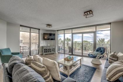 Luxury South Wind Resort Condo with balcony South Carolina