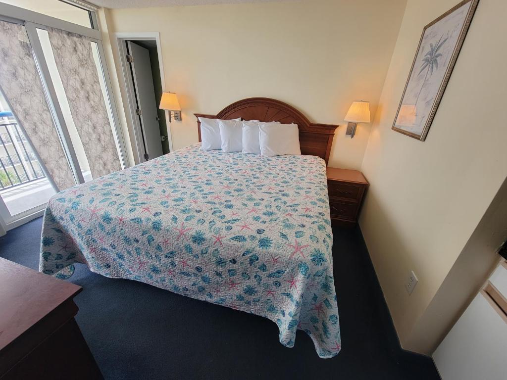 Ocean View Studio King Suite Boardwalk Resort Unit 540 Sleeps 2 - image 2
