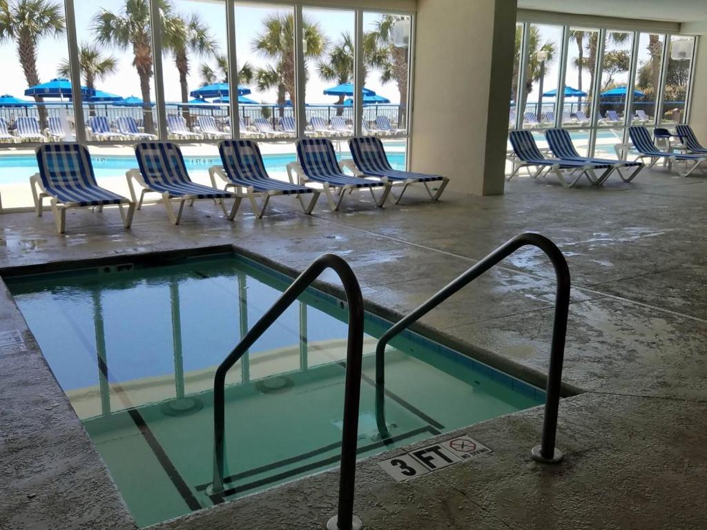 Ocean View Studio King Suite Boardwalk Resort Unit 540 Sleeps 2 - image 6