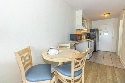Sea Mist Resort 51205 Double Beds Full Kitchen! - image 9