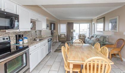 Ocean View 2 Bedroom Apartment with Great Views! Palace Resort 413 - image 2