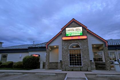 Shilo Inn Suites Hotel - Nampa Suites - image 11