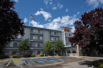 Shilo Inn Suites Hotel - Nampa Suites - image 9
