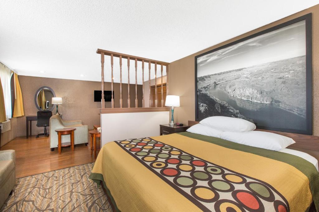 Super 8 by Wyndham Nampa - image 7