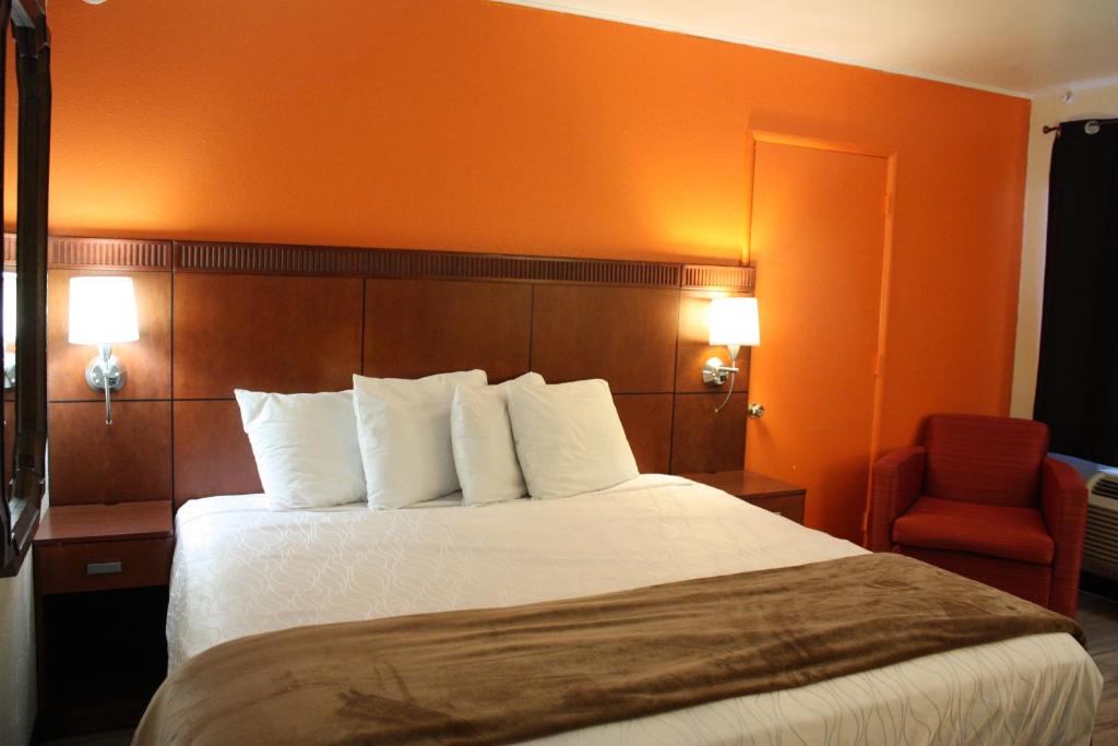 Nampa Downtown Inn - image 7