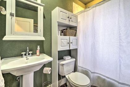 Cute Home in Downtown Nampa with Patio and Yard! - image 14