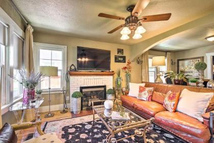 Cute Home in Downtown Nampa with Patio and Yard! - image 3